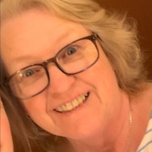 Meet your Posher, Delores